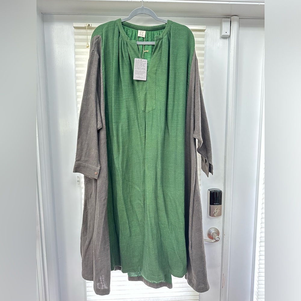 NWT World of Crow Tunic Dress Green and Grey